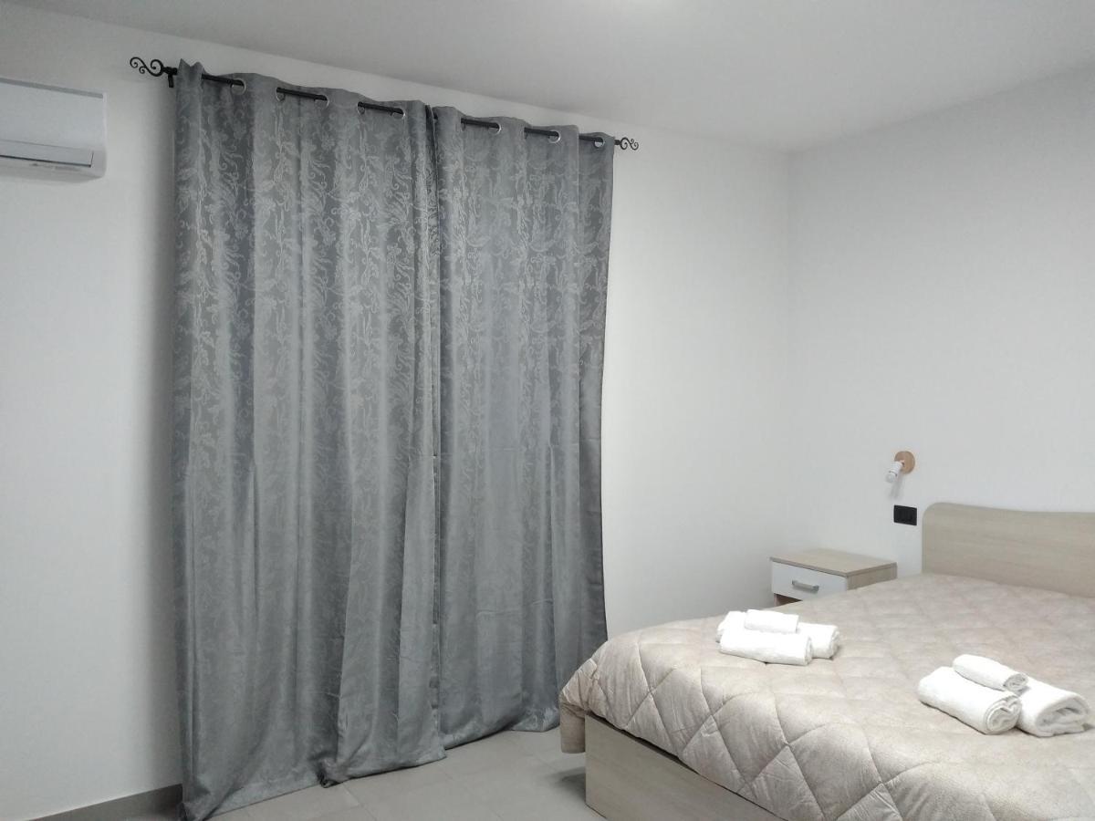 La Dama Bianca Bovo Marina Hotel Montallegro Ngoại thất bức ảnh