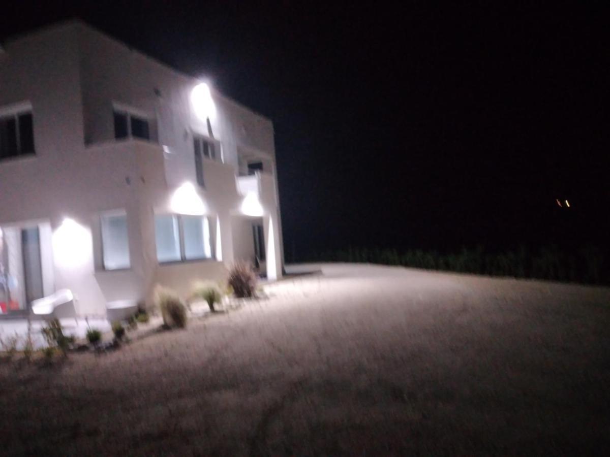 La Dama Bianca Bovo Marina Hotel Montallegro Ngoại thất bức ảnh
